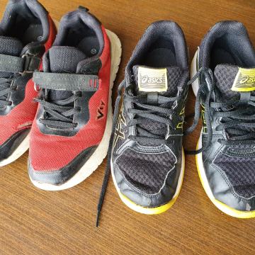 Superge Asics 37 in gratis Vty 37