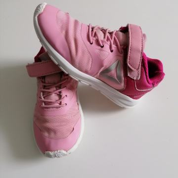 Superge za deklico št.28 Reebok