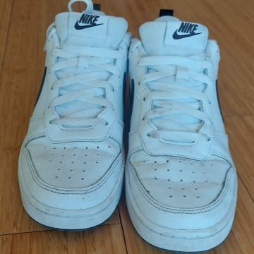 SUPERGE NIKE št. 40