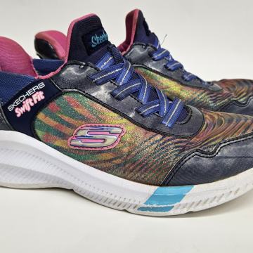Superge Skechers swift fit velikost 32