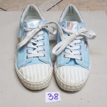 Teniske 38