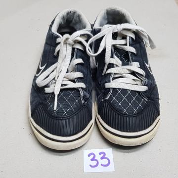 Teniske Nike 33