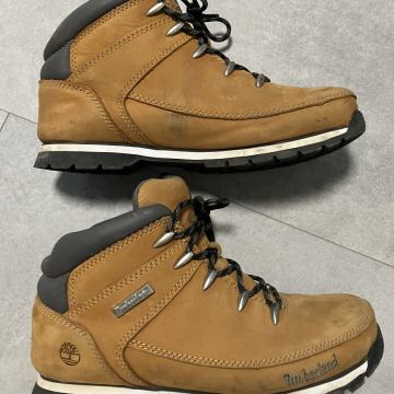 Zimski čevlji / gležnarji / piščančki Timberland, velikost 37