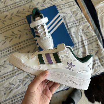 Adidas Forum Low št. 39 1/3 - NOVO