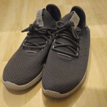 Adidas Pharell Whilliams 39