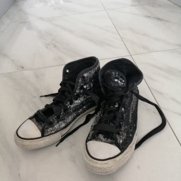 ALL STAR CONVERS ORIGINAL  črne ŠT.  38