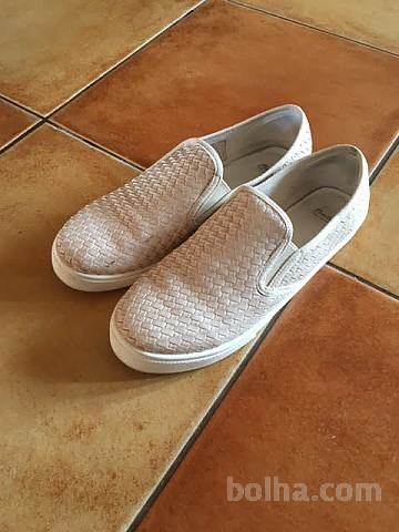 BATA ŽENSKE SUPERGE, št. 38