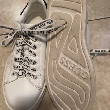 Guess superge 37