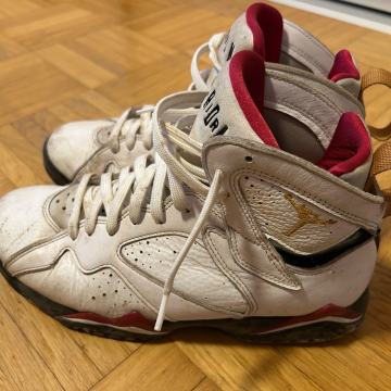Air Jordan - USNJENE - superge st. 41 ali US 8