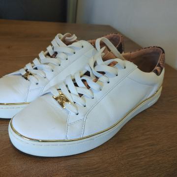 Michael Kors 40