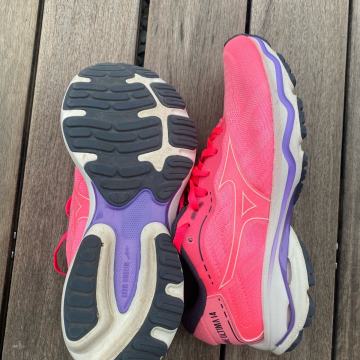 Mizuno 38