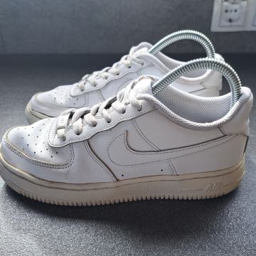 NIKE Air Force 1 (38)