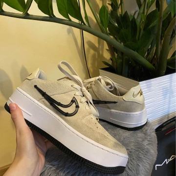 Nike air force 1 sage low LX bež superge 36,5