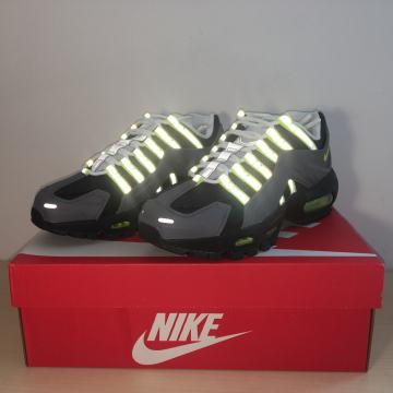 Nike Air Max 95 NDSTRKT Neon
