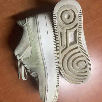 Nike AirForce številka 38.5