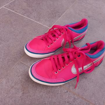 Nike copati številka 38