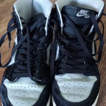 Nike Jordan št.40