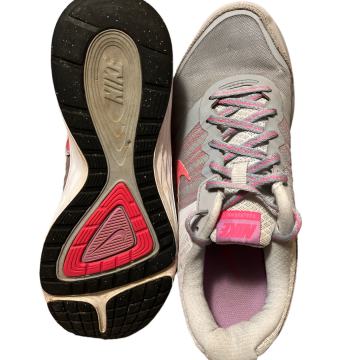 Nike superge za ženske 39št