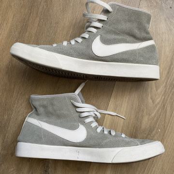Nike ženske superge/otroške Primo Court Mid Suede