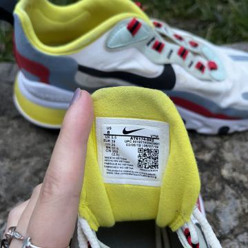 Prodam ženske superge Nike Air Max 270 React