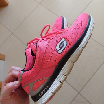 Skechers superge 41
