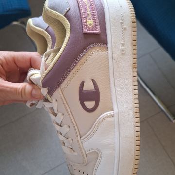 superge Champion 38