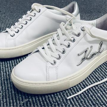 Superge Karl Lagerfeld st37 beli