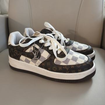 Superge Louis Vuitton x Nike Air Force 1