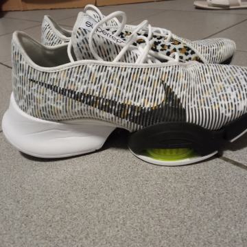 Superge Nike Air Superrep.
