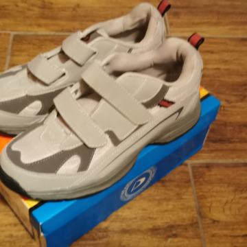 Superge NOVE st. 39