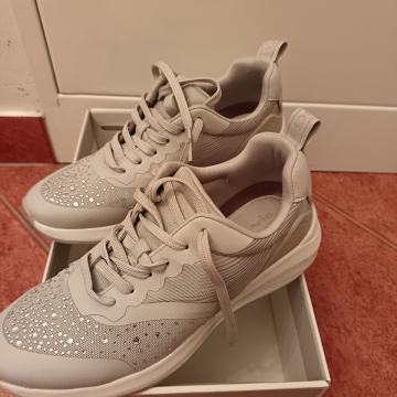 Superge Tamaris