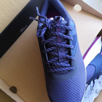 Superge Under Armour ženske nove
