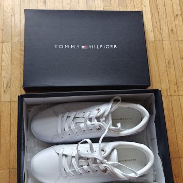 Tommy Hilfiger ženski športni čevlji
