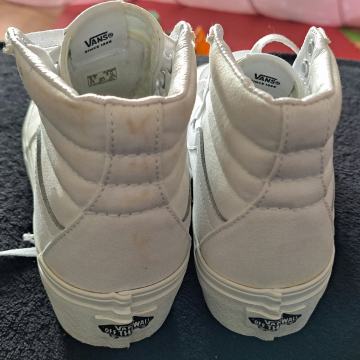 Vans platform