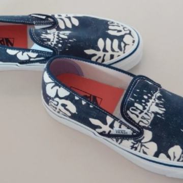 Vans slip on