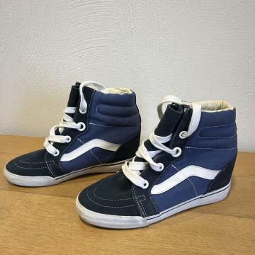 Vans ženska superge s skrito peto št. 39
