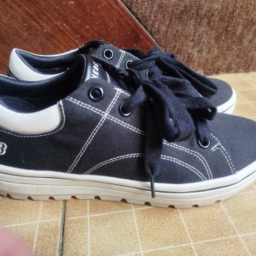 Ženske Skechers št.39