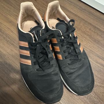 Zenske superge za prosti cas Adidas Originals st. 40