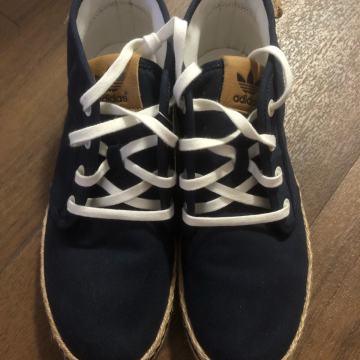 Zenski cevlji za prosti cas Adidas Originals