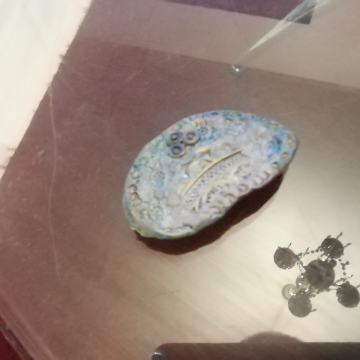 BROSKA 5 X 3,5  CENA 8,5 EUR  TE L 070 604 547