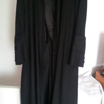 duhovniški talar s pasom