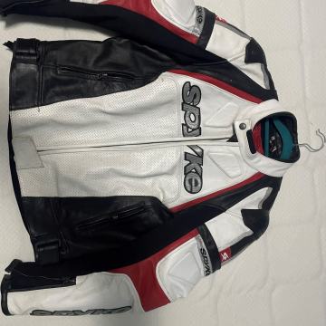 Usnjena jakna in hlače Spyke