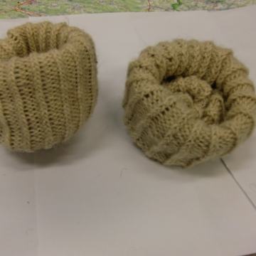 VOLNENE GAMAŠE ROČNO PLETENJE