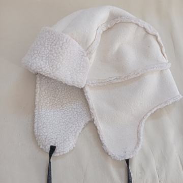 Zimska kapa Icepeak, nerabljena, Ljubljana