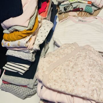 Komplet oblačil za dojenčico od rojstva do 7 mesecev