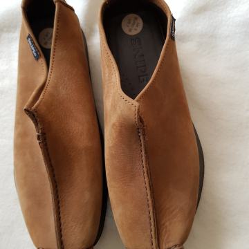 SNIPE ORIGINAL NOVI RJAVI USNJENO MOKASINI 38