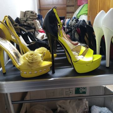 Ženska obutev za posebne priložnosti