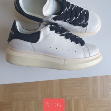Ženski čevlji 'Alexander MCQUEEN' št. 39, 45 €