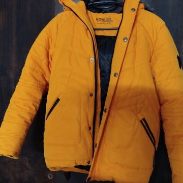 Bunde, jakne, ostala oblacila