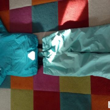 DEKLIŠKA BUNDA+SMUČARSKE HLAČE 110/116